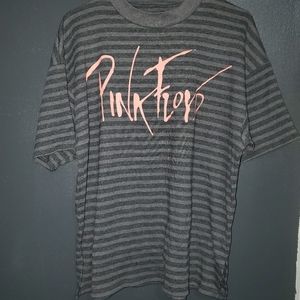 Pink Floyd shirt